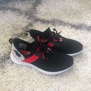 Disney x New Balance Minnie Mouse shoes